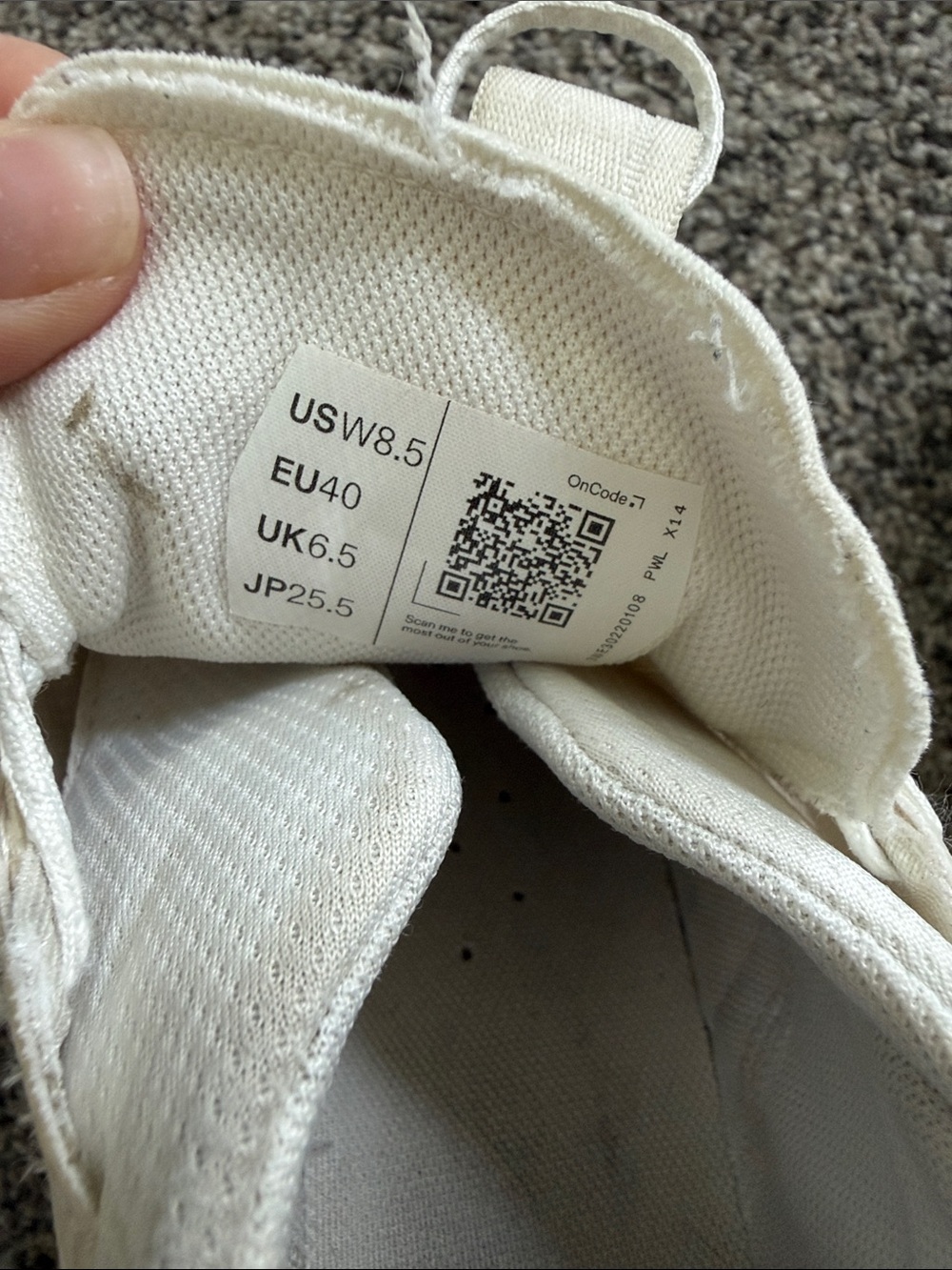 On Cloudnova 2 Women’s, White - 8.5 - Picture 7 of 8
